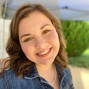 Meet your Posher, Katelyn